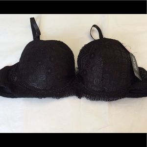 Ladies Push Up Bra Lace Detail NWT